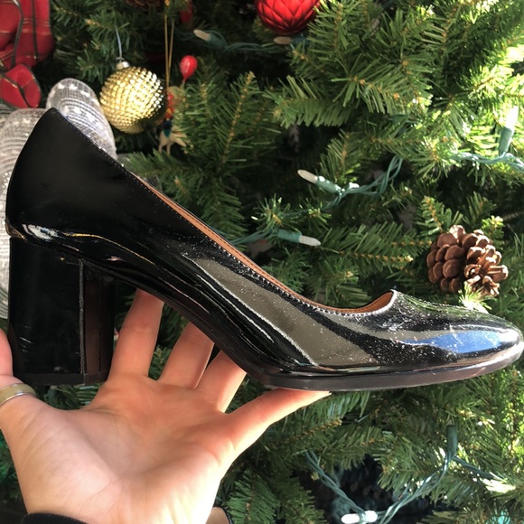 Calvin Klein black heels - Picture 3 of 5